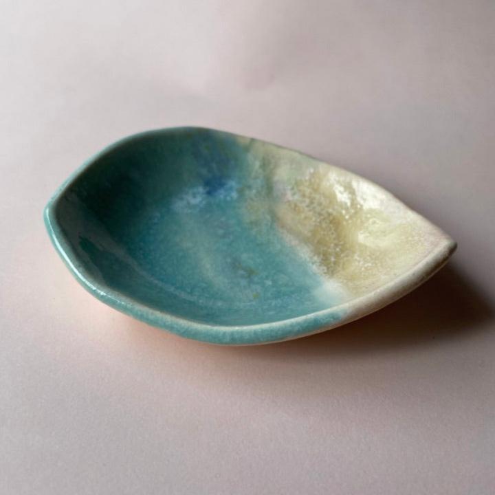 Bali Handshaped Small Dish No 1