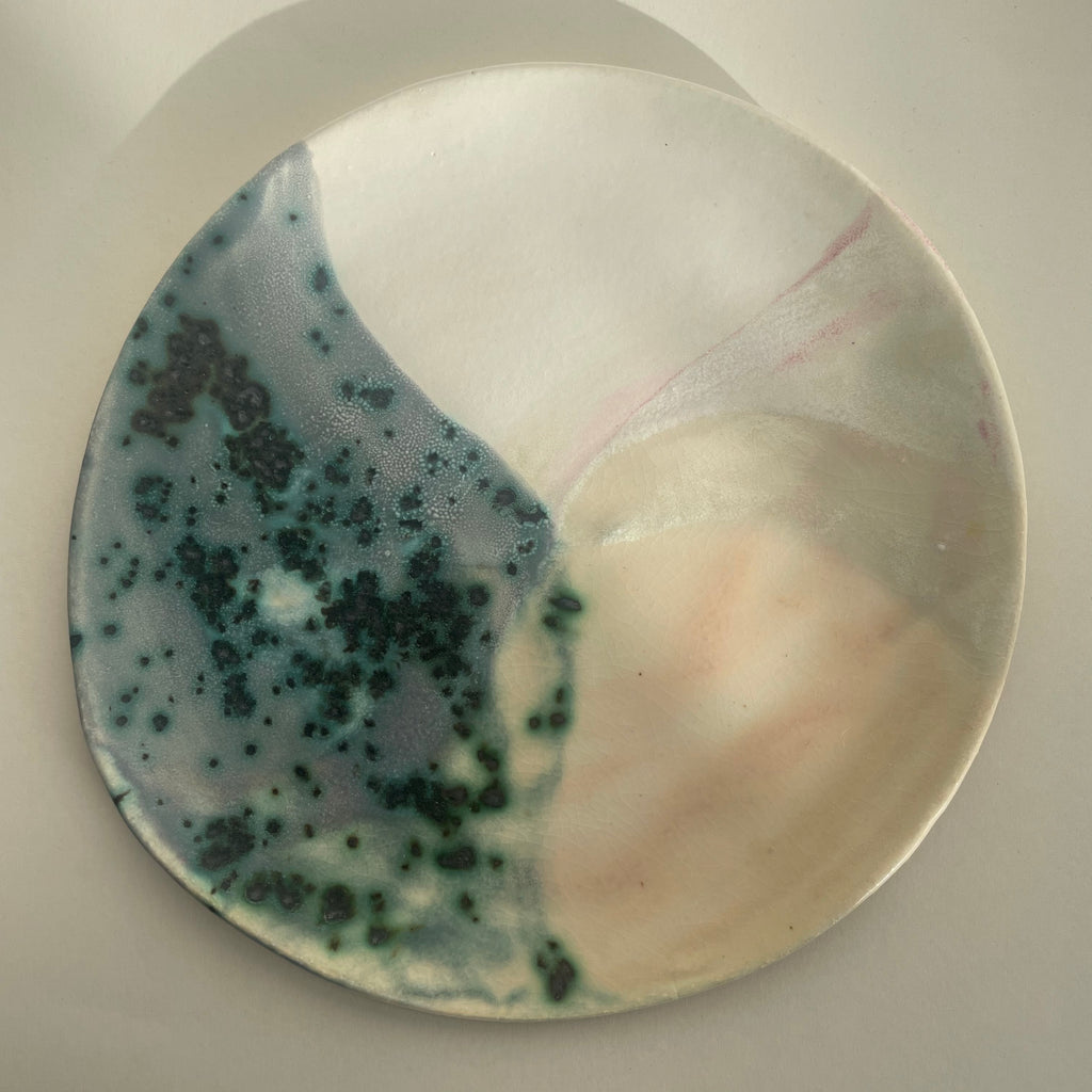 White & Green Speckled Wander Share Plate